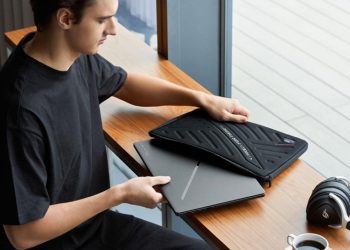 laptop rog dengan thunderbolt