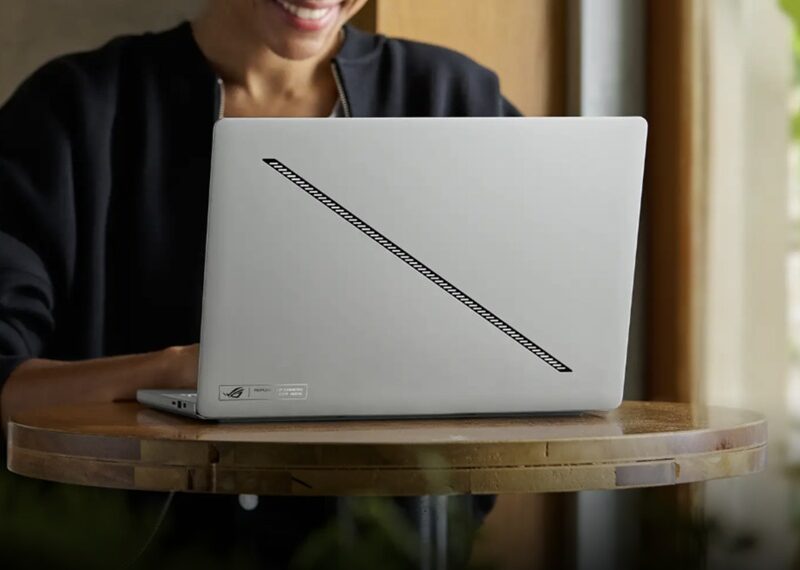 ROG Zephyrus G14 2026 - Perbedaan ROG Zephyrus G14 GA403 dan G16 GA605